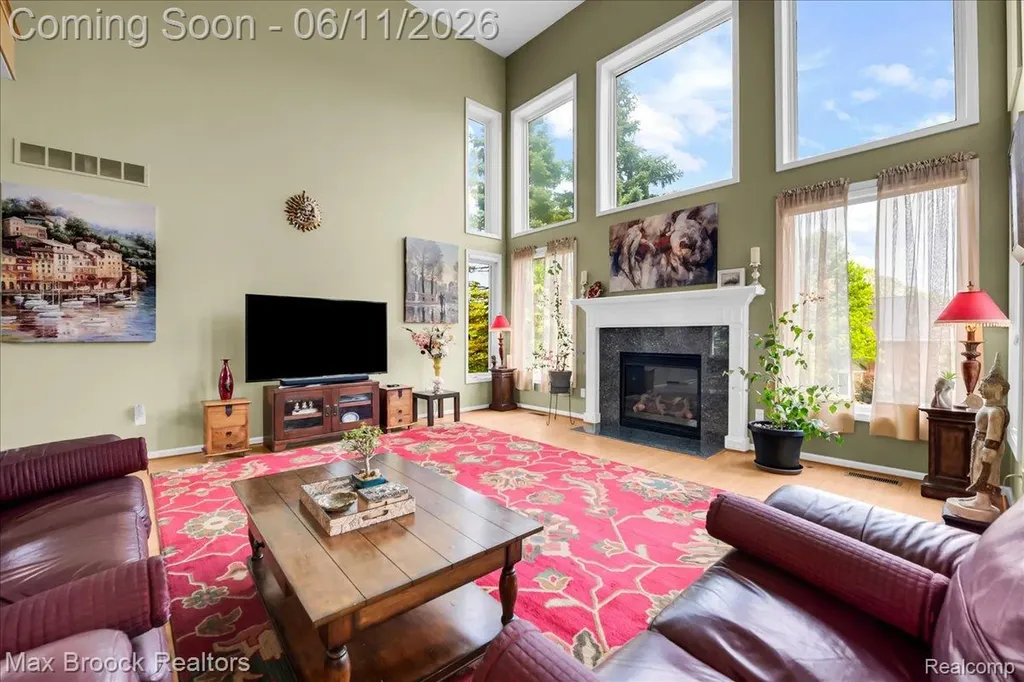 47159 Northumberland Street Novi City MI 48374
