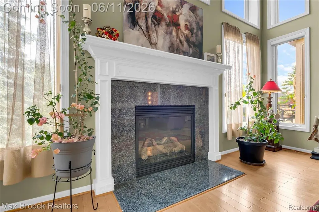 47159 Northumberland Street Novi City MI 48374