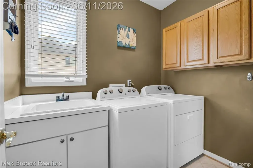 47159 Northumberland Street Novi City MI 48374