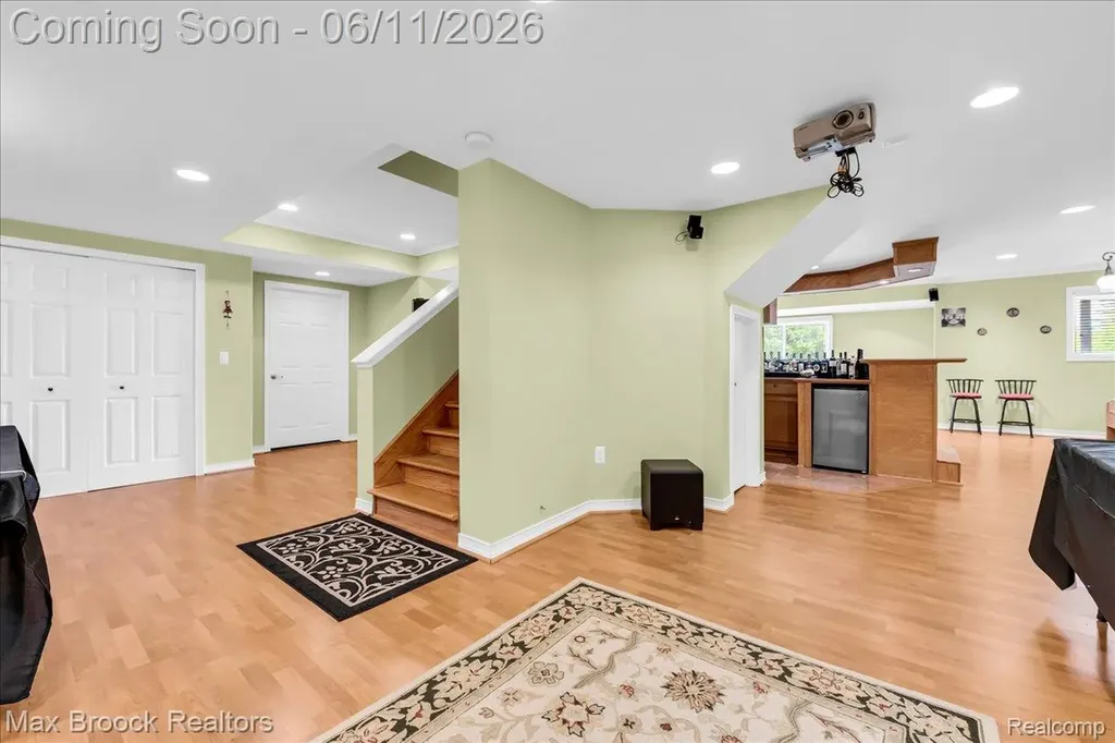 47159 Northumberland Street Novi City MI 48374