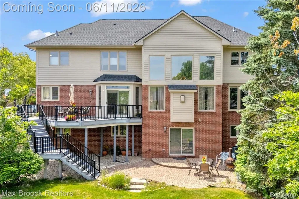 47159 Northumberland Street Novi City MI 48374