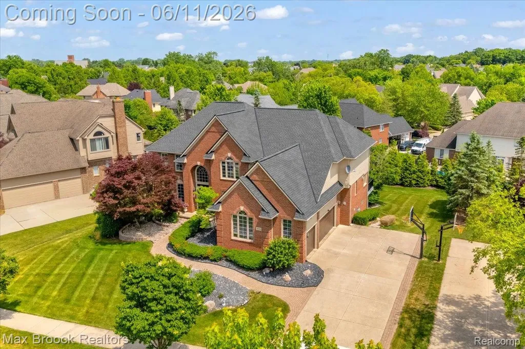 47159 Northumberland Street Novi City MI 48374