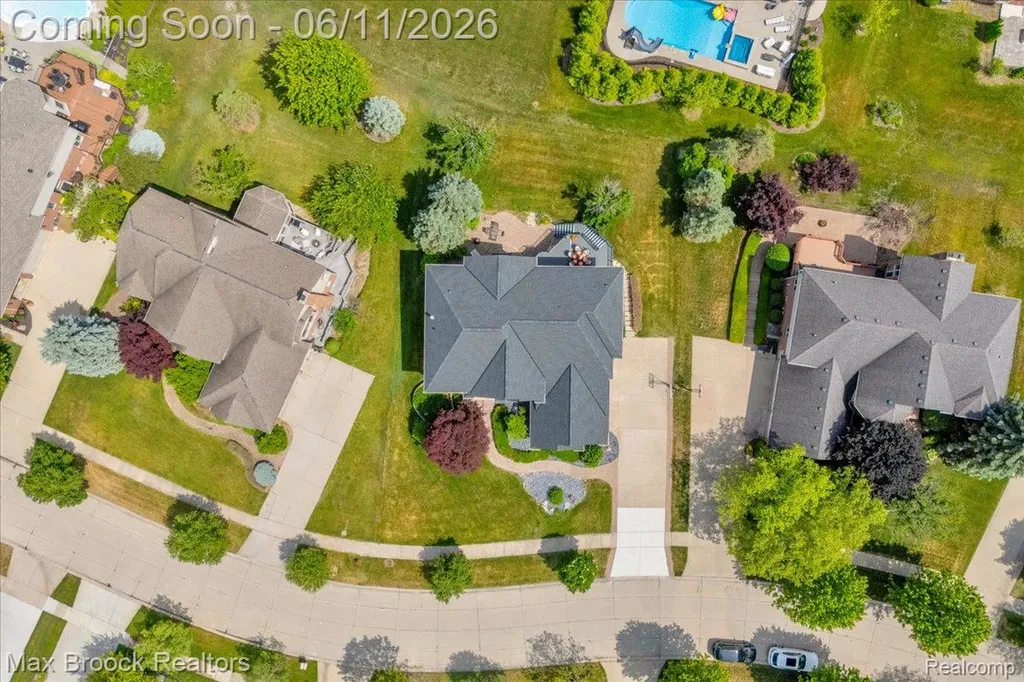 47159 Northumberland Street Novi City MI 48374