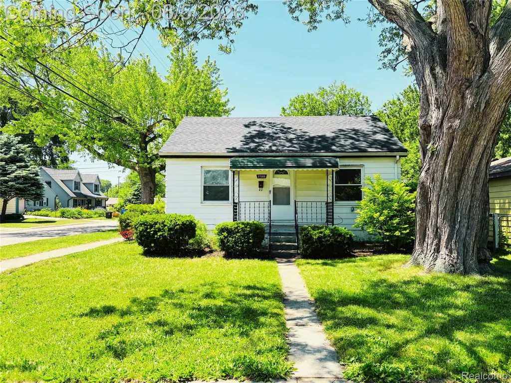 27305 Townley Street Madison Heights City MI 48071