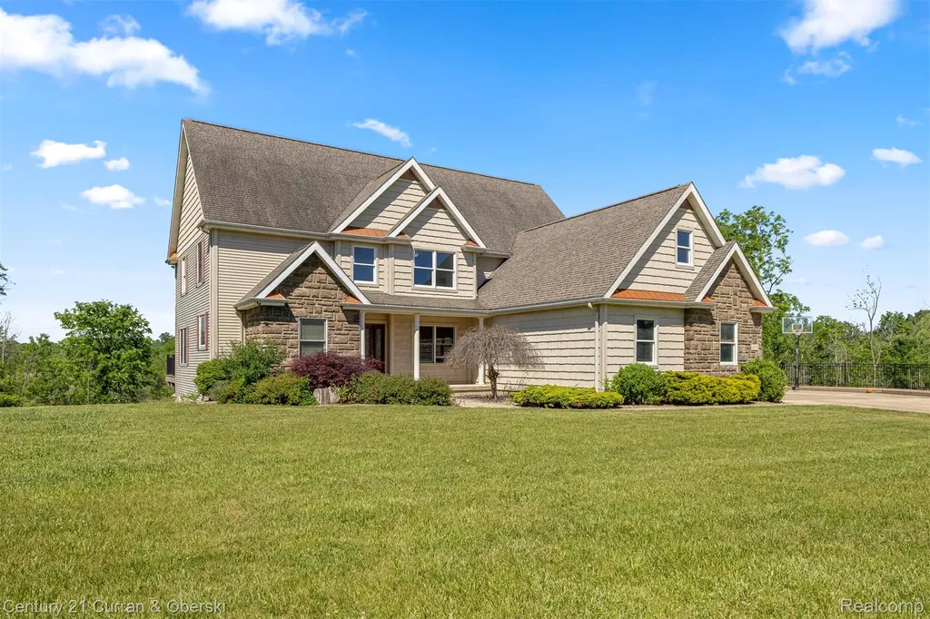2732 Carric Court Rives Township MI 49201