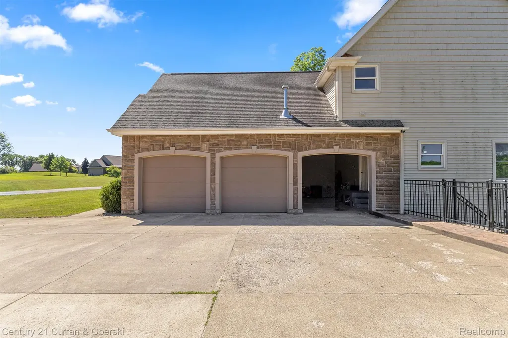 2732 Carric Court Rives Township MI 49201