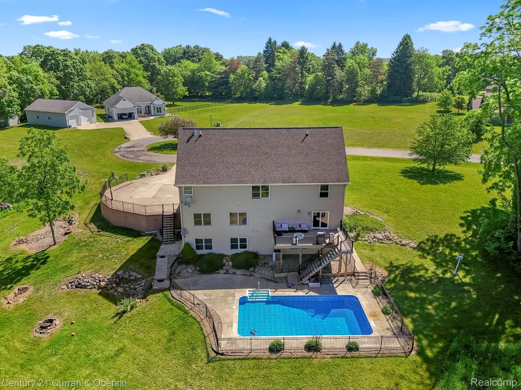 2732 Carric Court Rives Township MI 49201