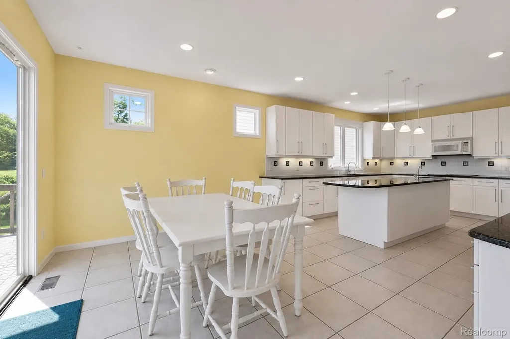 3300 Mimosa Street Commerce Charter Township MI 48390