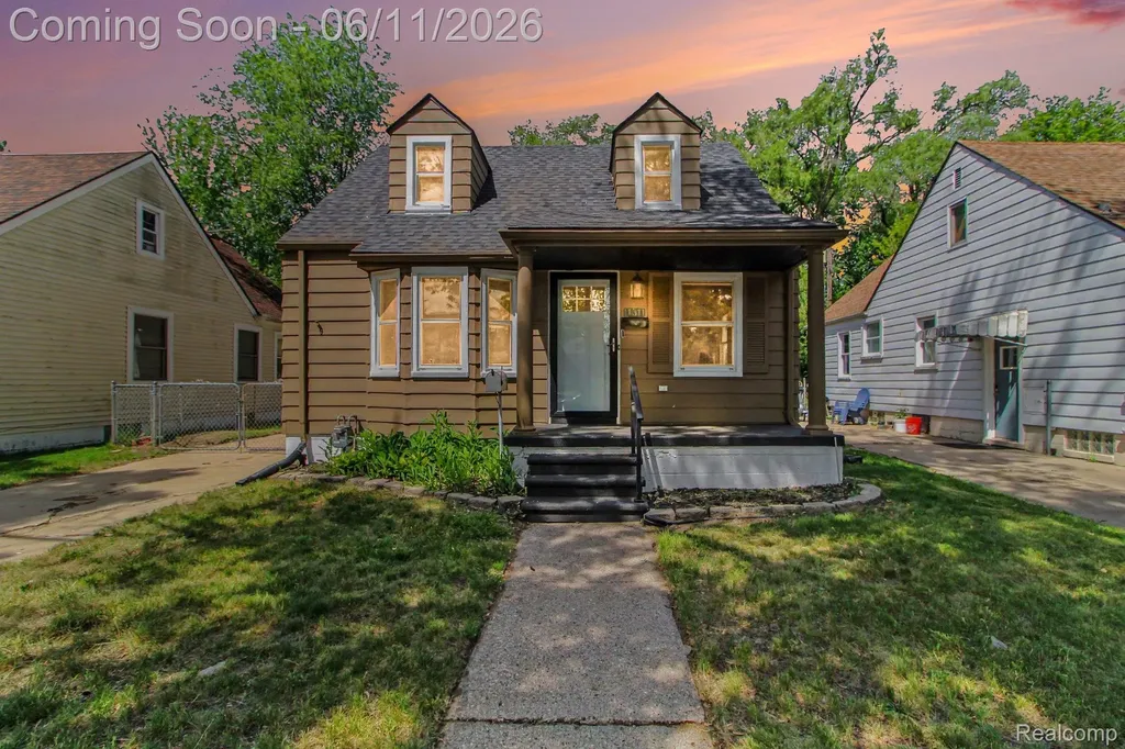 11311 Tecumseh Redford Charter Township MI 48239