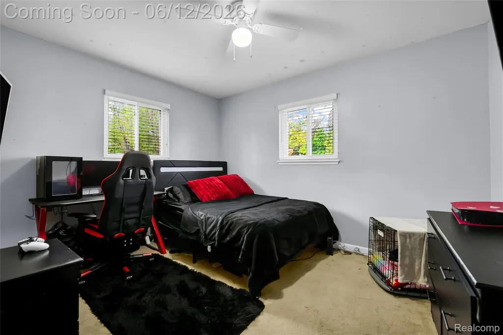 18222 Fox Street Redford Charter Township MI 48240