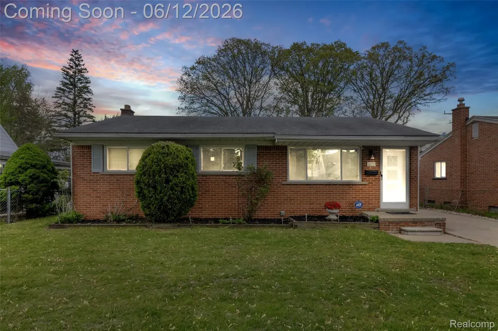 18222 Fox Street Redford Charter Township MI 48240
