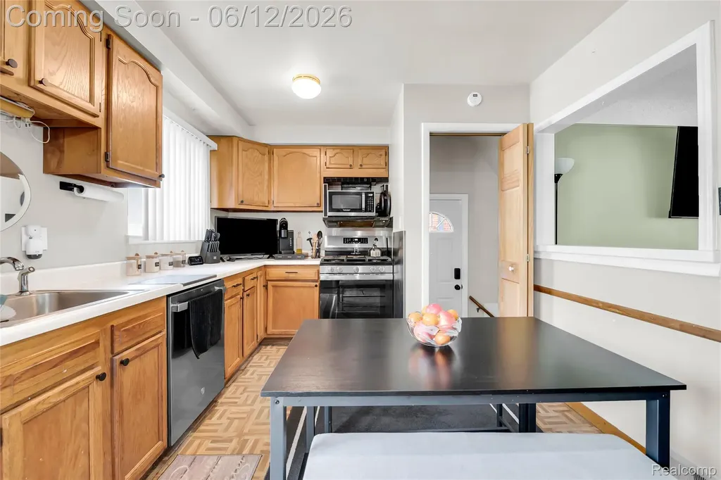 18222 Fox Street Redford Charter Township MI 48240