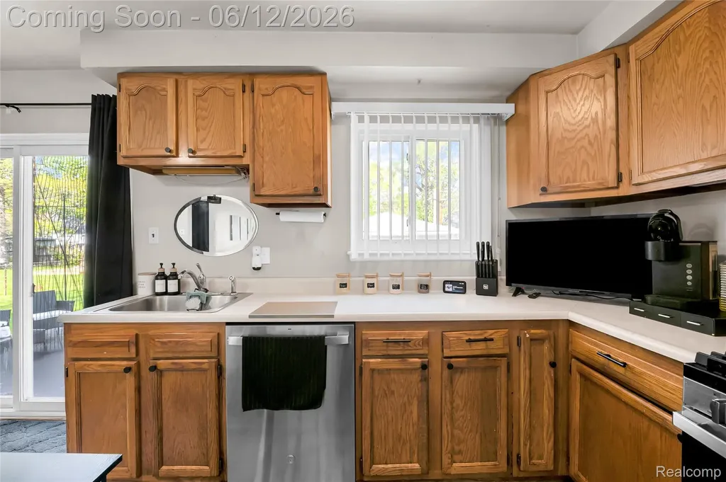 18222 Fox Street Redford Charter Township MI 48240