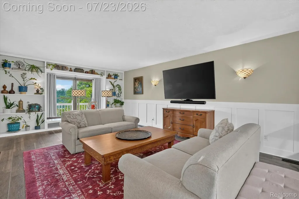 2795 Bird Road Groveland Township MI 48462