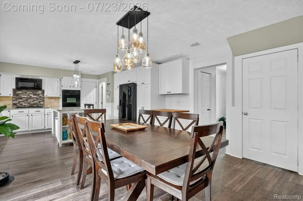 2795 Bird Road Groveland Township MI 48462