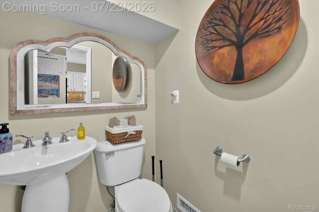 2795 Bird Road Groveland Township MI 48462