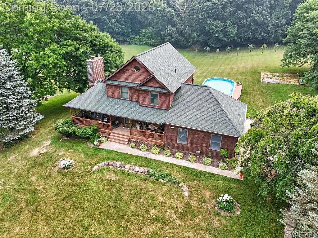 2795 Bird Road Groveland Township MI 48462