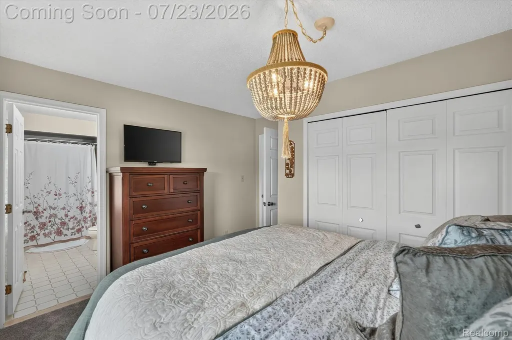2795 Bird Road Groveland Township MI 48462