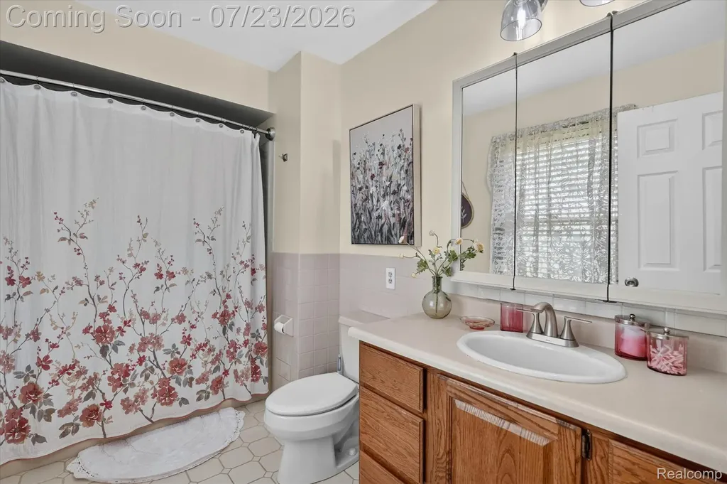 2795 Bird Road Groveland Township MI 48462