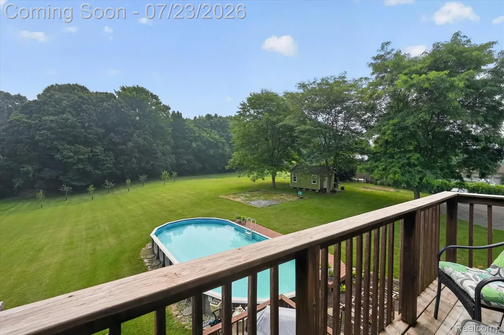 2795 Bird Road Groveland Township MI 48462