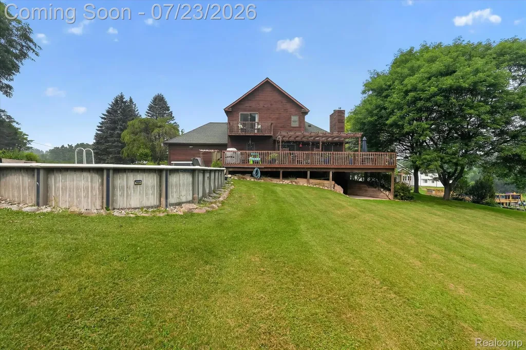 2795 Bird Road Groveland Township MI 48462