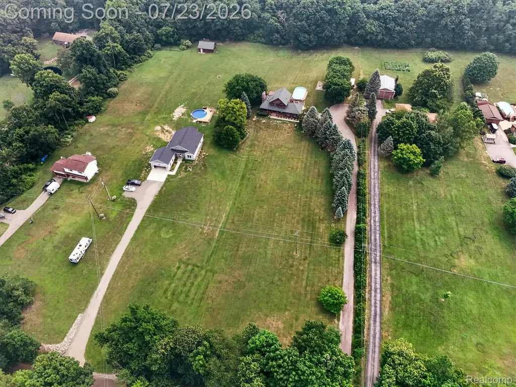2795 Bird Road Groveland Township MI 48462