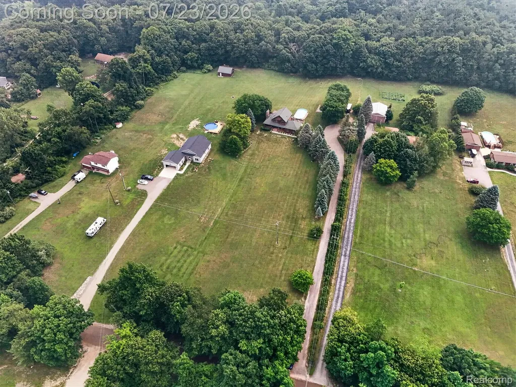 2795 Bird Road Groveland Township MI 48462