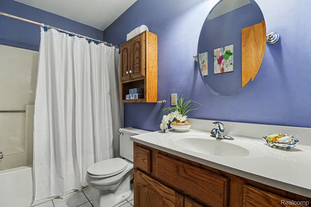 4660 Woodhull Drive Independence Charter Township MI 48346