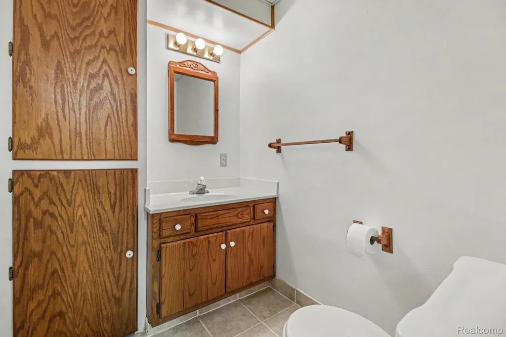 4660 Woodhull Drive Independence Charter Township MI 48346