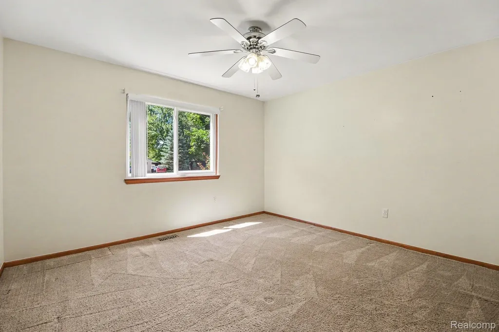 4660 Woodhull Drive Independence Charter Township MI 48346