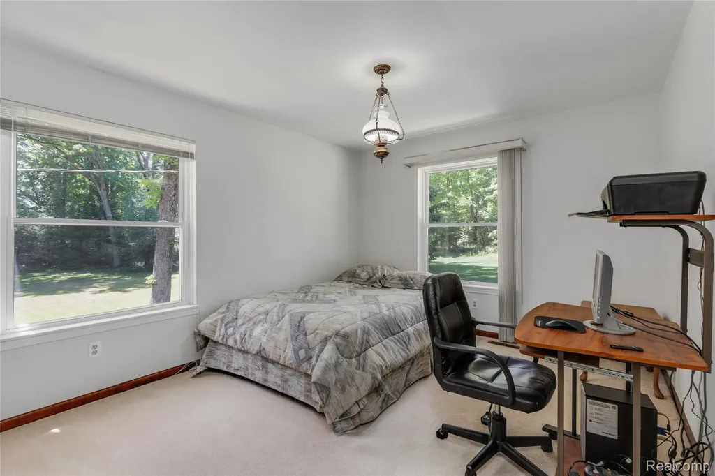 10100 Bridge Lake Road Springfield Charter Township MI 48348