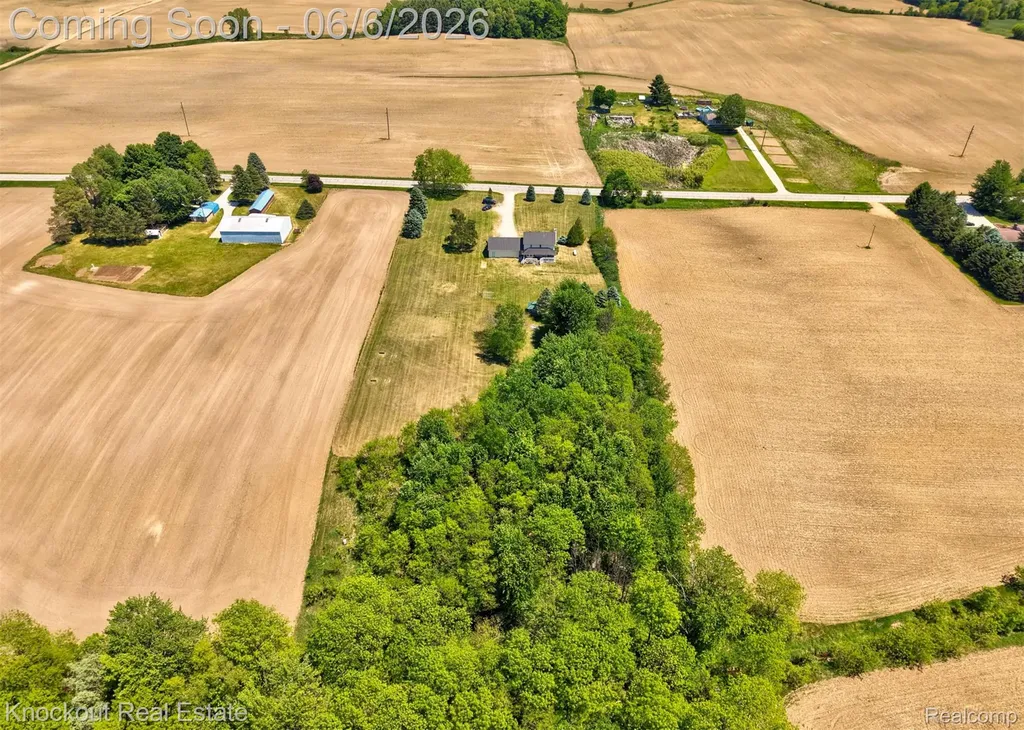 7616 Fostoria Road Watertown Township MI 48744