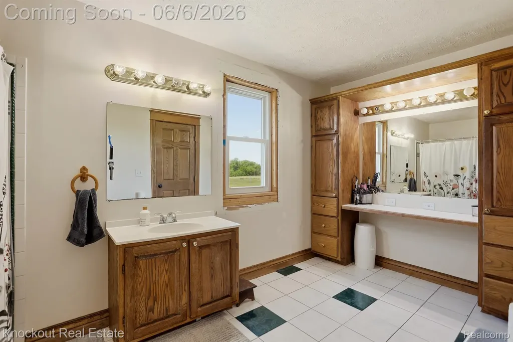 7616 Fostoria Road Watertown Township MI 48744
