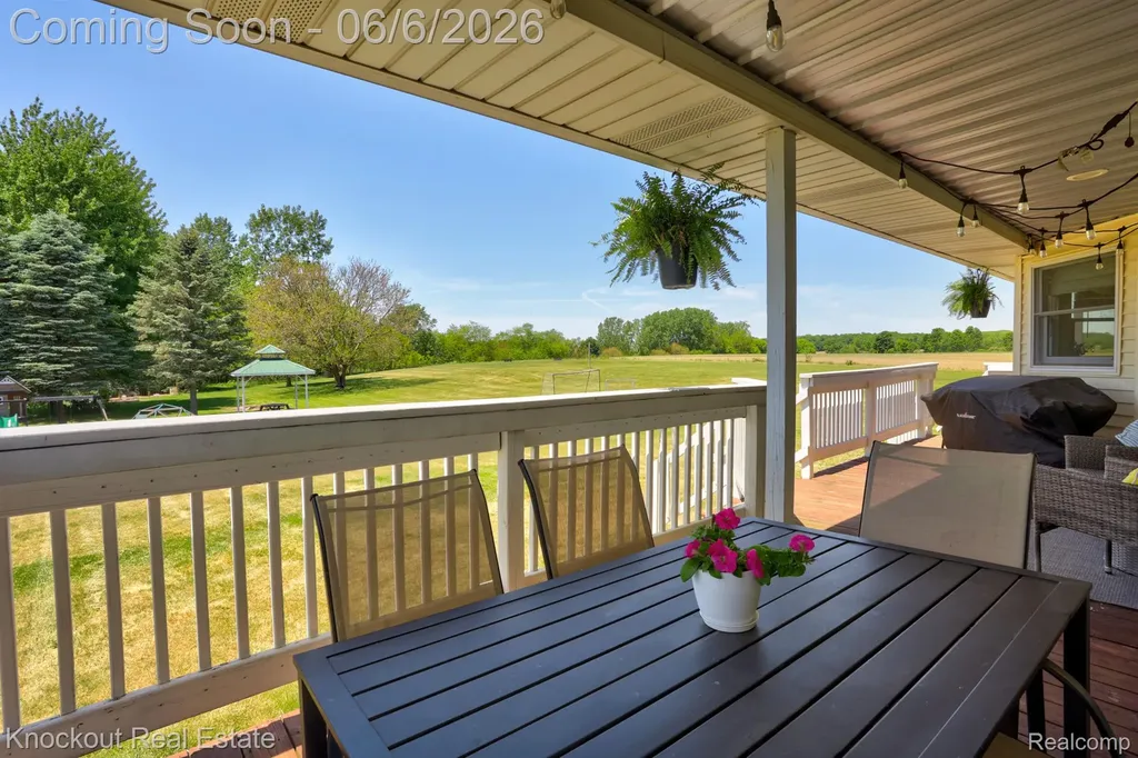 7616 Fostoria Road Watertown Township MI 48744
