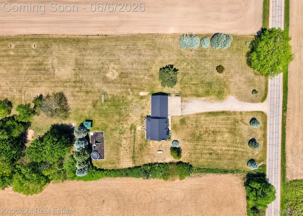 7616 Fostoria Road Watertown Township MI 48744