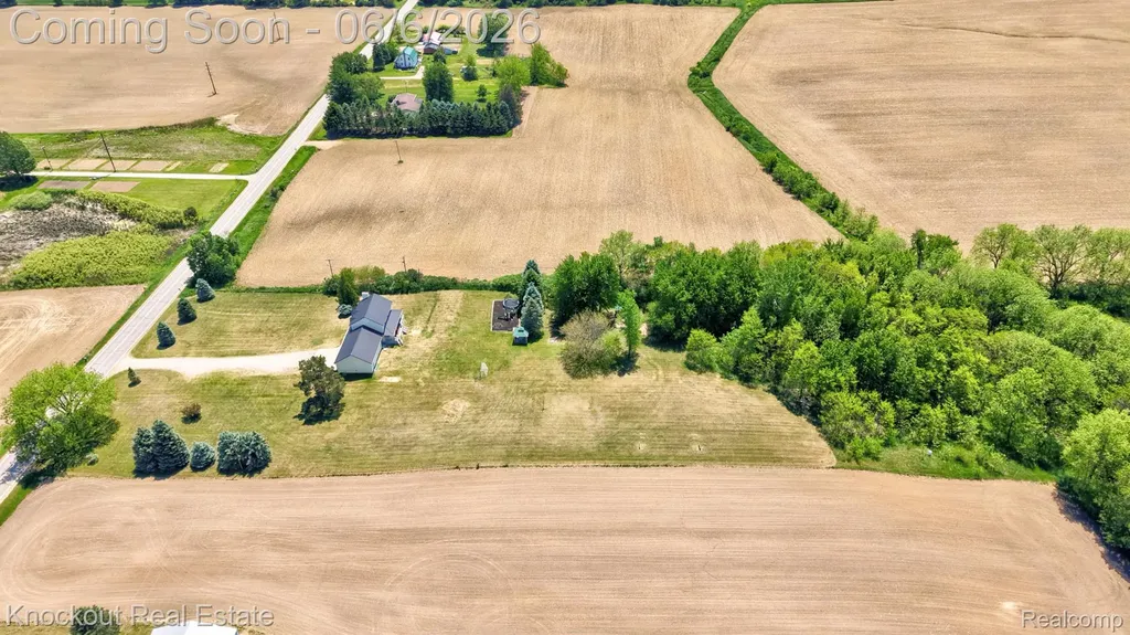 7616 Fostoria Road Watertown Township MI 48744