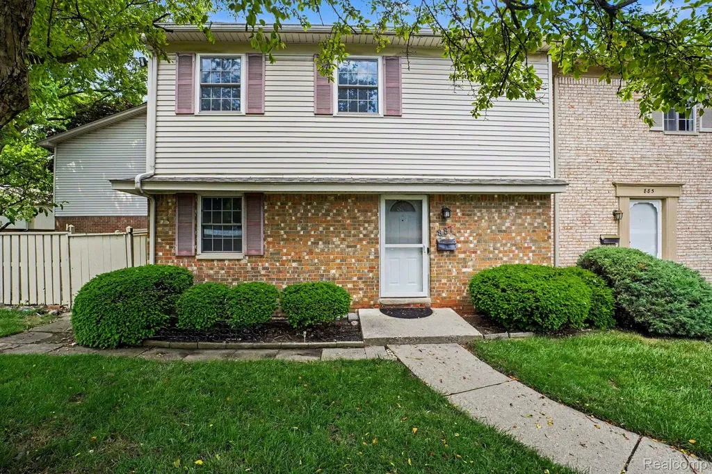 887 Kirts Boulevard Troy City MI 48084