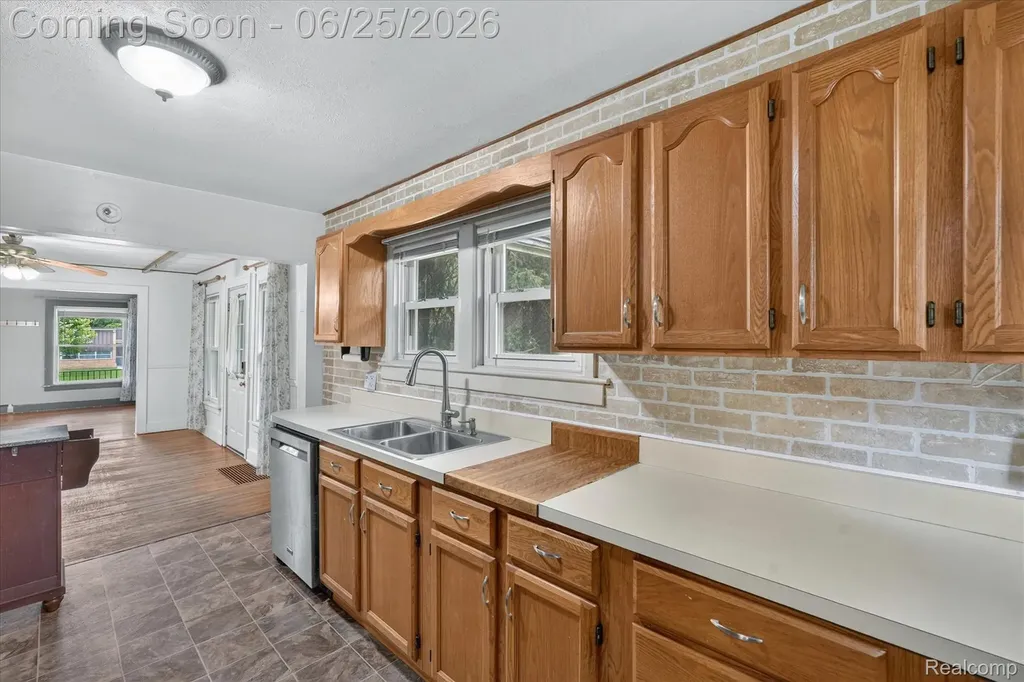 4110 Ogema Avenue Flint City MI 48507