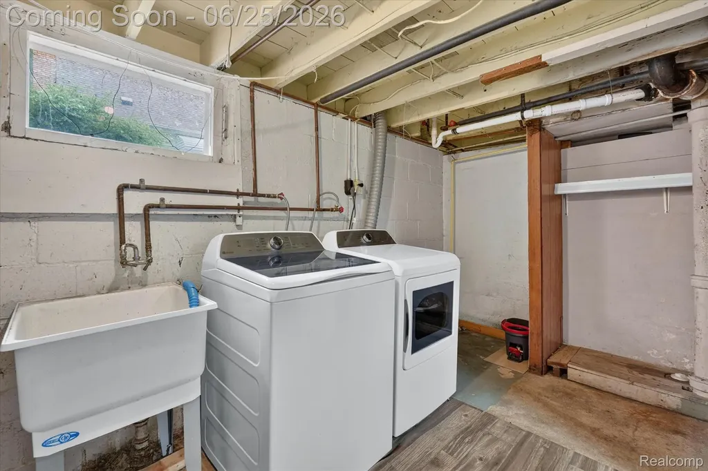 4110 Ogema Avenue Flint City MI 48507