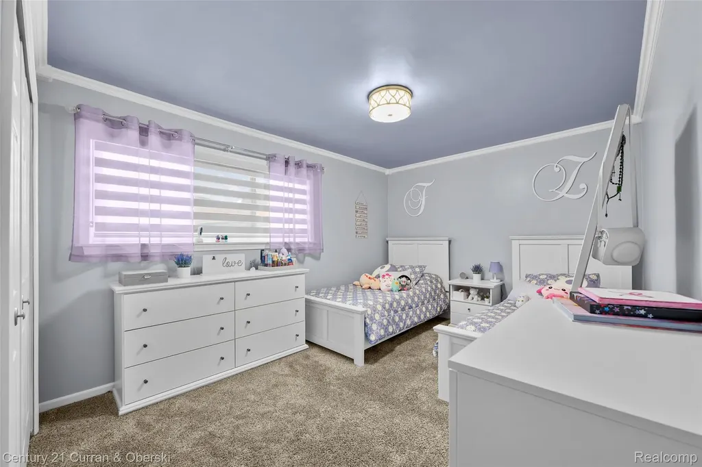 26331 Hass Street Dearborn City MI 48127