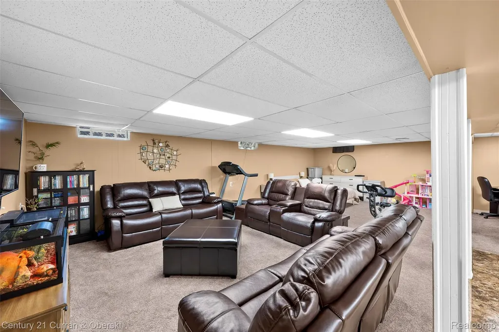 26331 Hass Street Dearborn City MI 48127