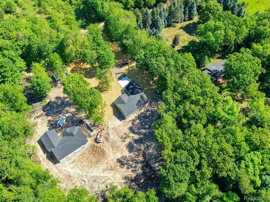 10551 W. Allen Road Conway Township MI 48836