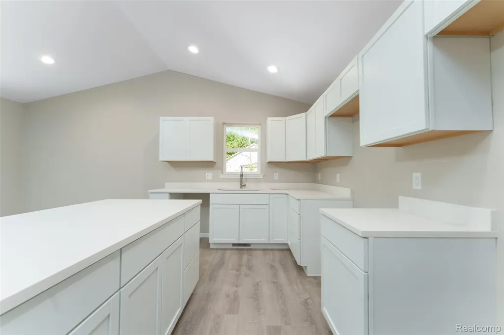 10551 W. Allen Road Conway Township MI 48836
