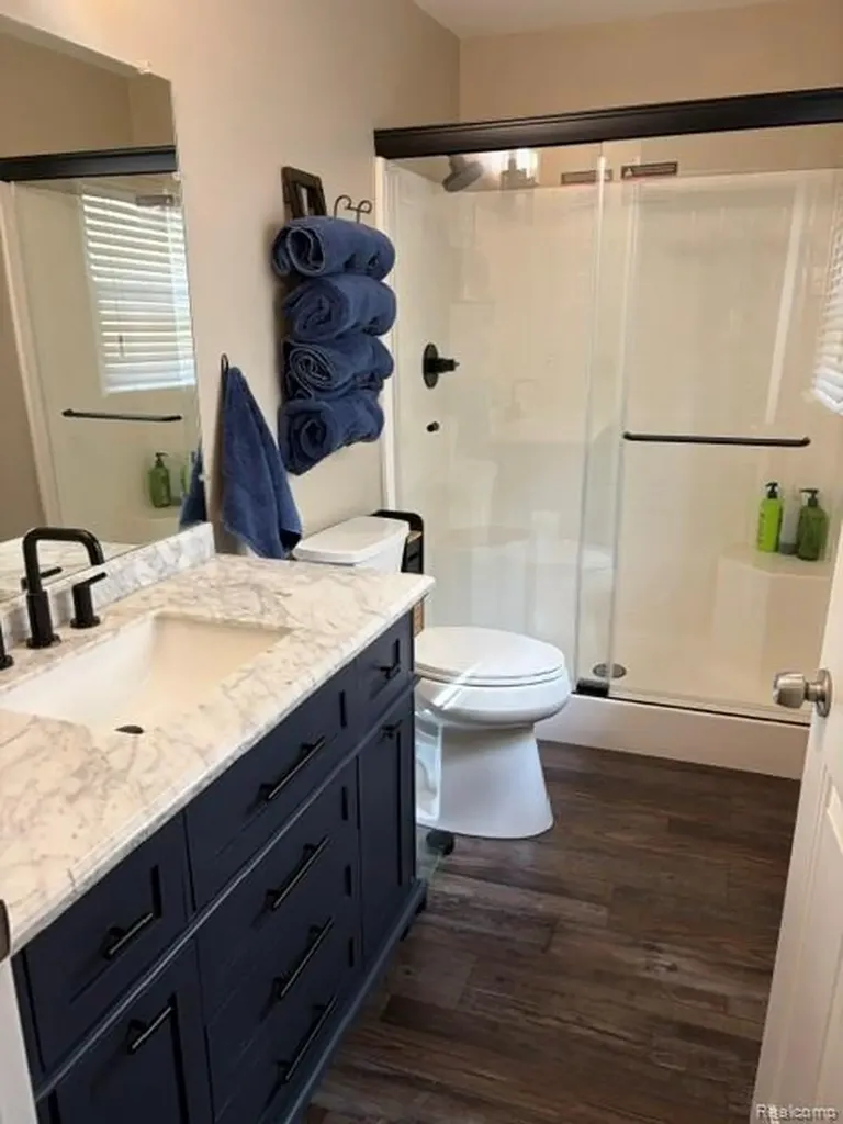 5523 Ashby Court Waterford Charter Township MI 48327