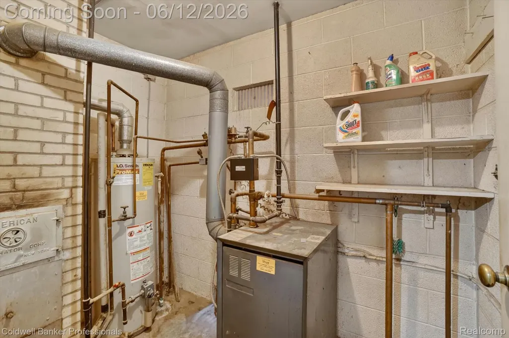 8245 Fenton Road Grand Blanc Charter Township MI 48439