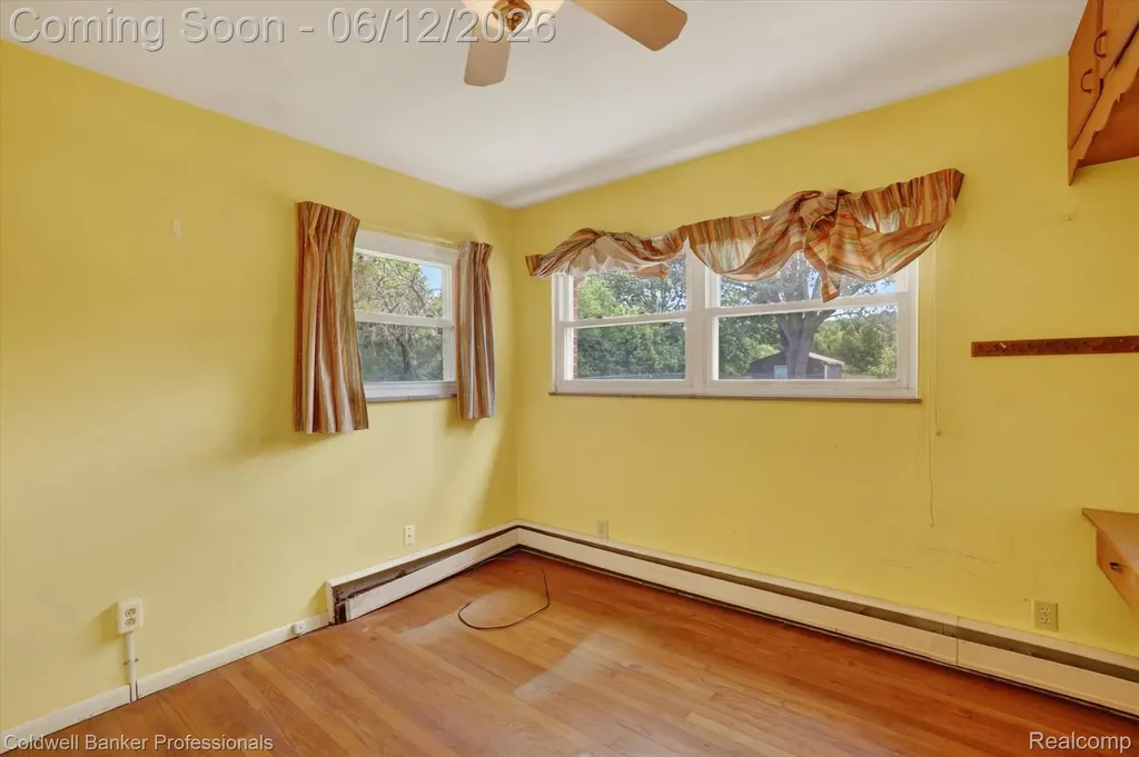 8245 Fenton Road Grand Blanc Charter Township MI 48439