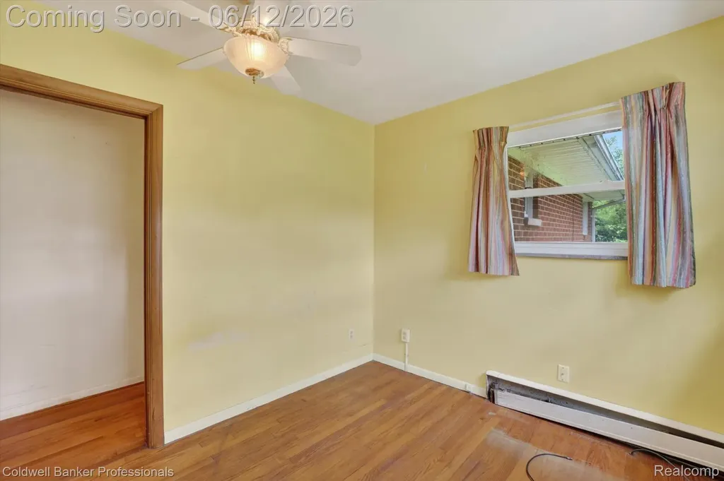 8245 Fenton Road Grand Blanc Charter Township MI 48439