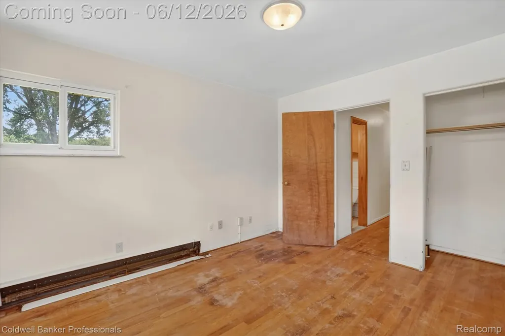8245 Fenton Road Grand Blanc Charter Township MI 48439