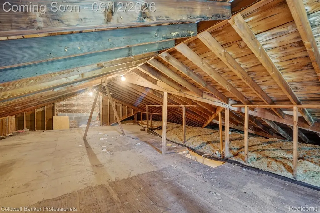 8245 Fenton Road Grand Blanc Charter Township MI 48439