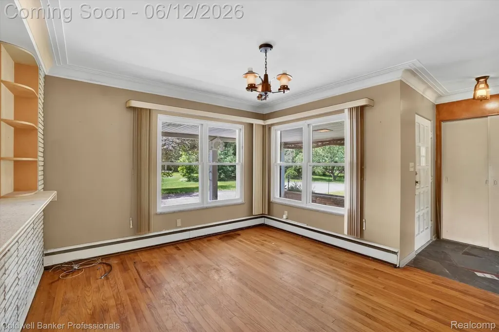8245 Fenton Road Grand Blanc Charter Township MI 48439